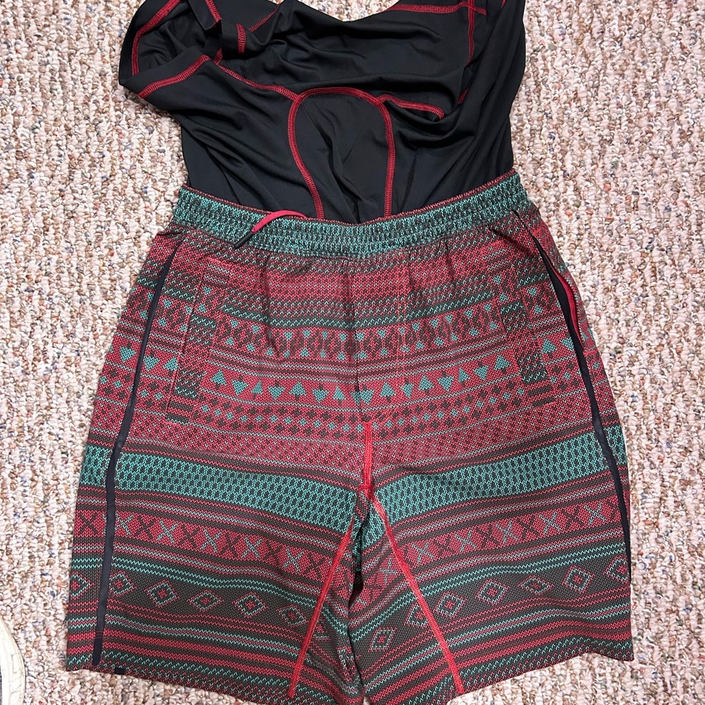 Men’s Lululemon shorts